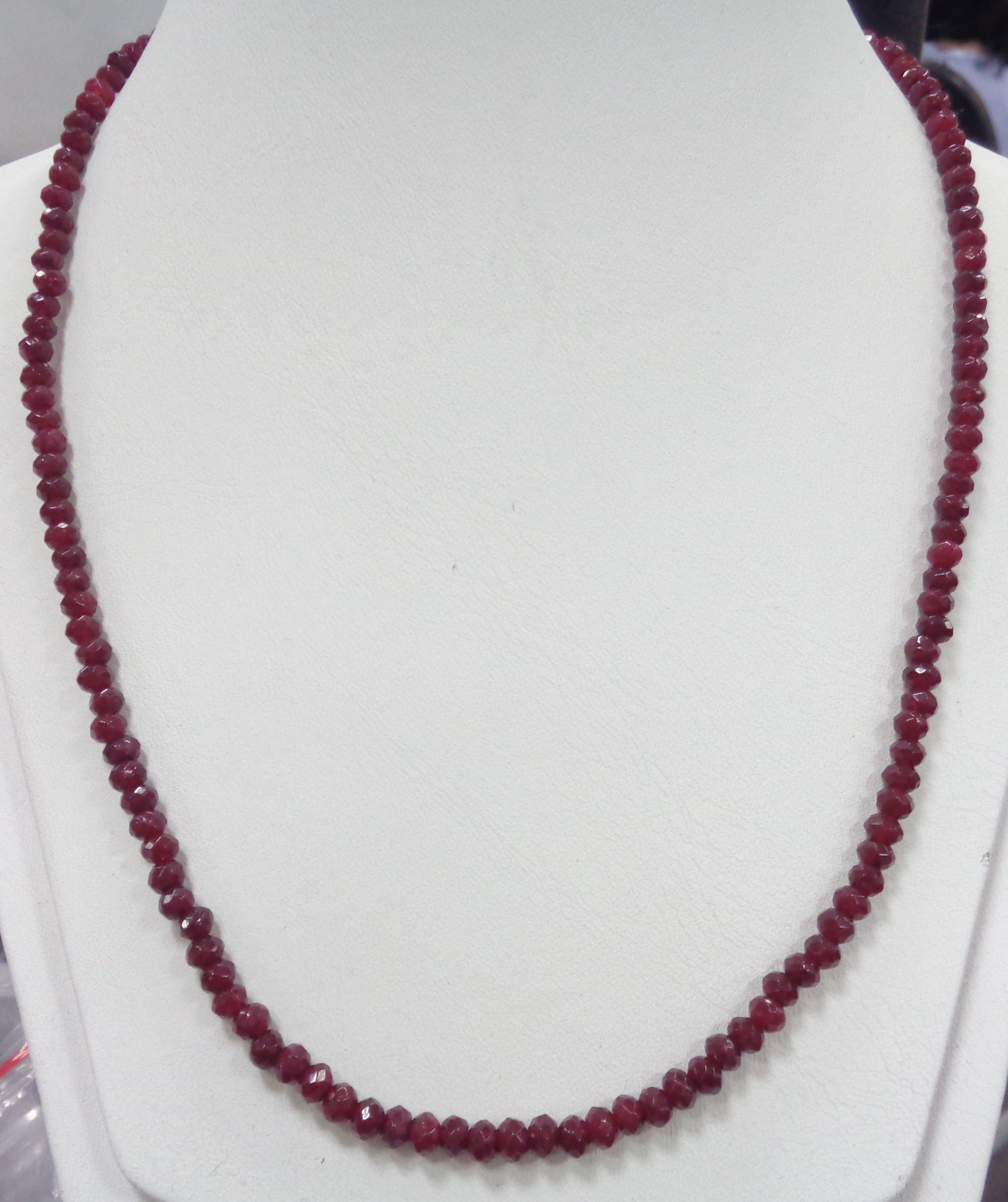 Бусы из агата